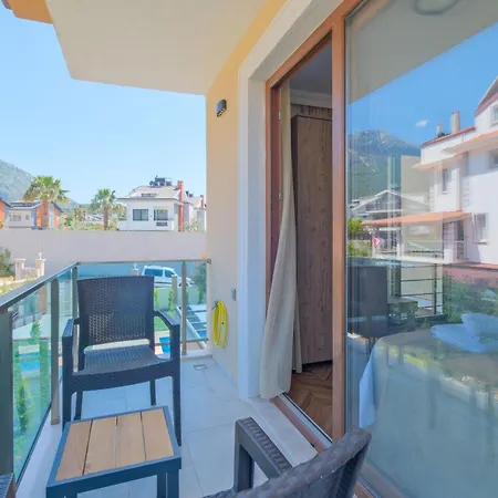 Willa Lavanta Villalari